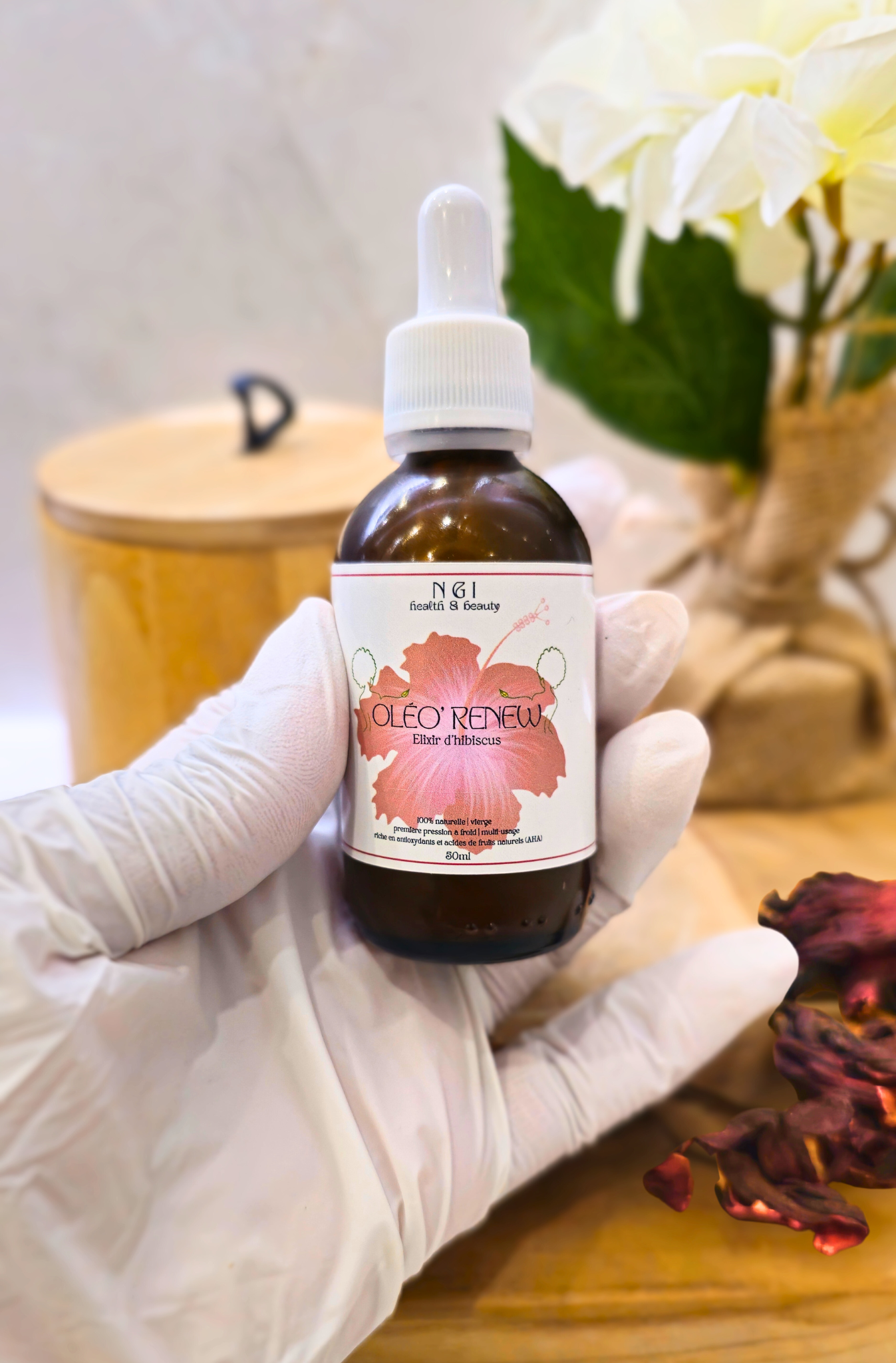 OLÉO RENEW | Huile d'Hibiscus, une huile de soin multi-usages repulpante et pour l'éclat de la peau, les cheveux et la barbe. Flacon avec pipette pour une application facile.